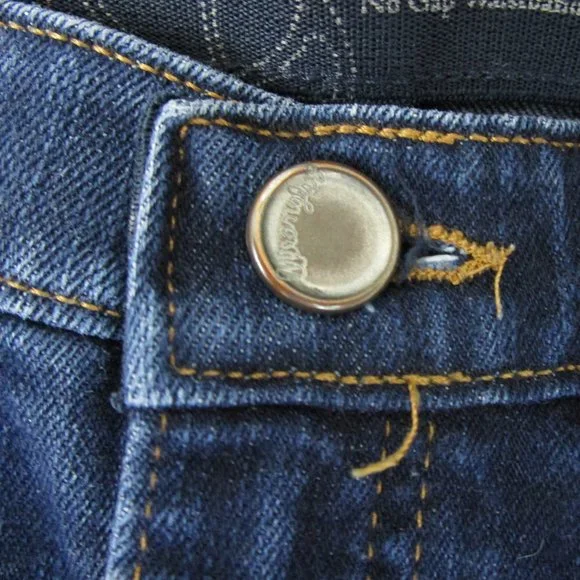 Wrangler Q-Baby Dark Dynasty Ultimate Riding Jeans - Picture 9 of 15